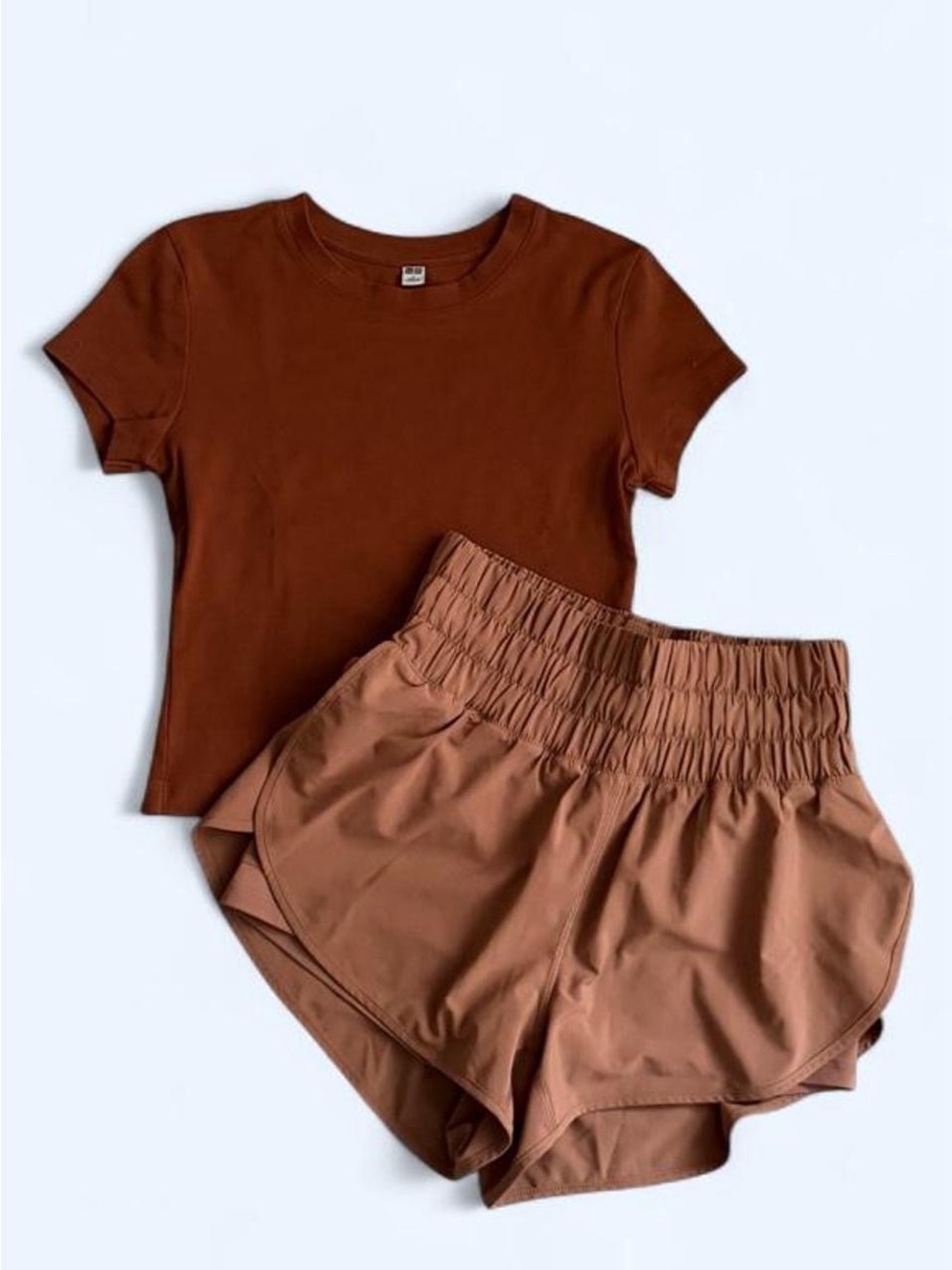 Uniqlo Women's Athletic Shorts in Chestnut Brown